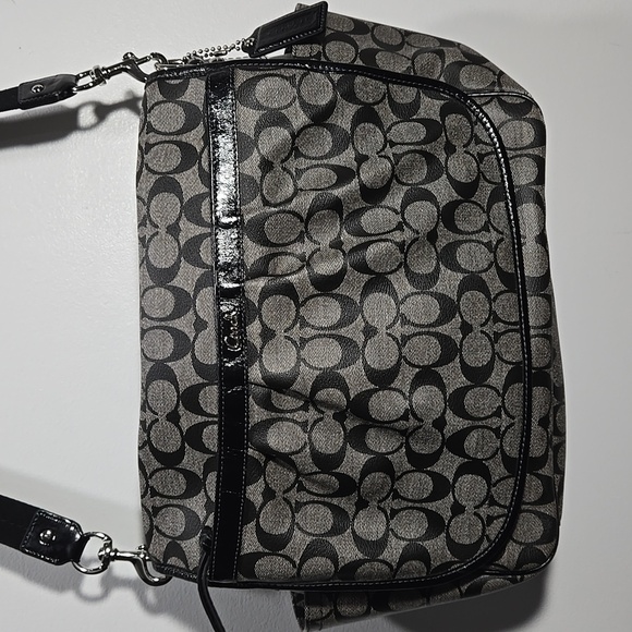 Coach Signature Messenger Baby Bag - Picture 4 of 16